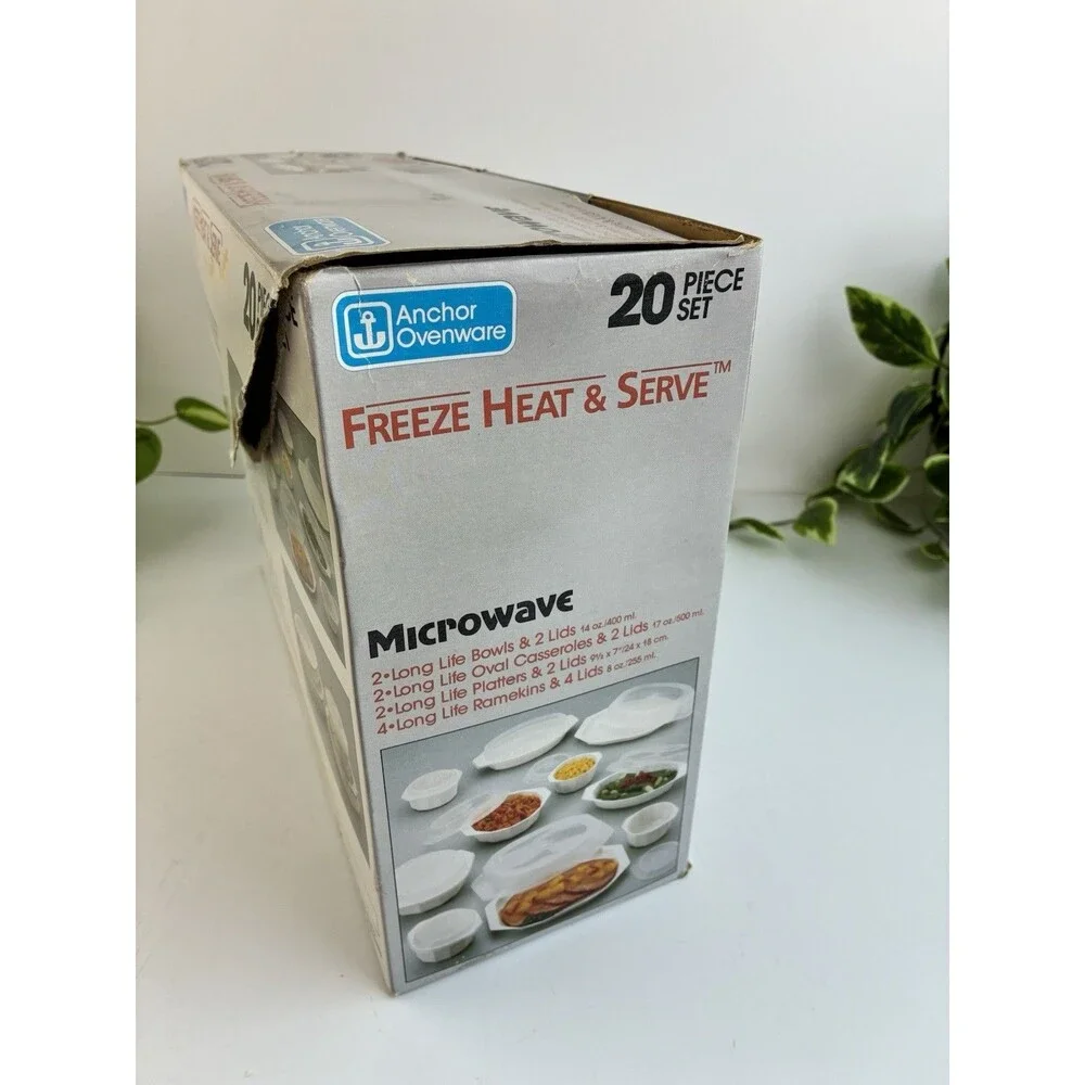 VTG Anchor Hocking Freeze Heat Serve 20 Piece Set NEW NOS Plus 2pc Microwave